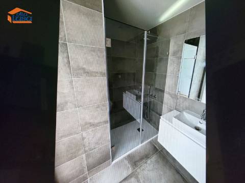 T0 ao Polo Universitário e Hospital de São João, Porto