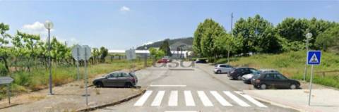 Terreno com 2500m2 em Beire Paredes.