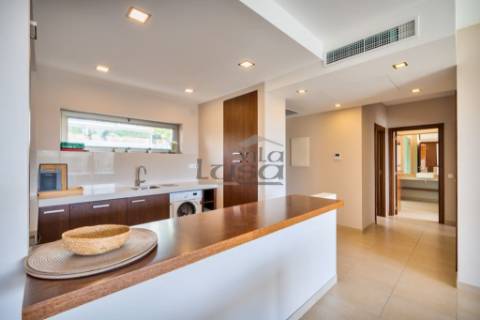  Magnífico apartamento T2 como novo na Praia da Rocha