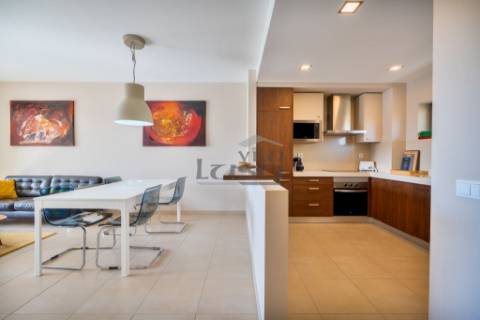  Magnífico apartamento T2 como novo na Praia da Rocha