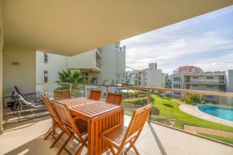  Magnífico apartamento T2 como novo na Praia da Rocha