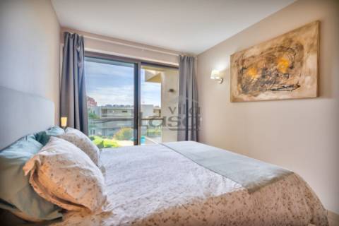  Magnífico apartamento T2 como novo na Praia da Rocha