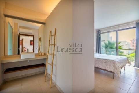  Magnífico apartamento T2 como novo na Praia da Rocha