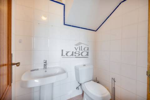 T2 Duplex 500m da areal da praia