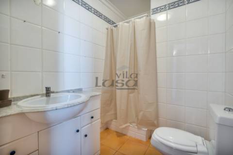 T2 Duplex 500m da areal da praia