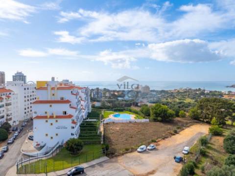 T2 Duplex 500m da areal da praia
