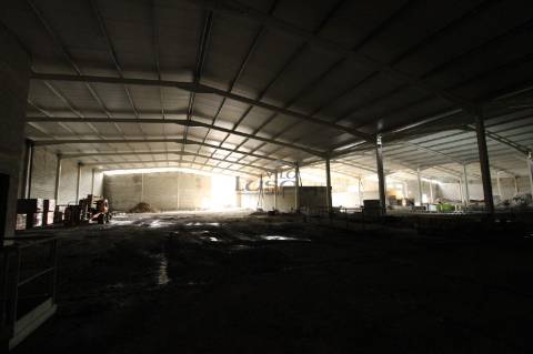 Armázem novo em Castelo de Paiva incerido em Parque empresencial 