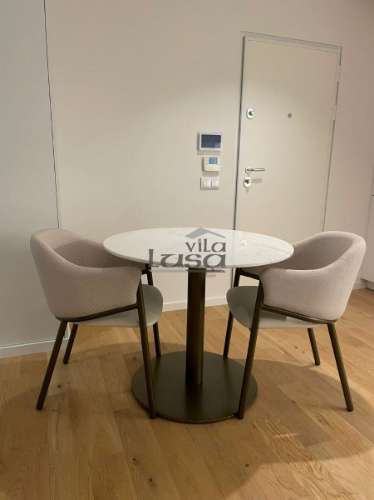 T1 Novo, totalmente mobilado no prestigiado edifício Antas Atrium, junto ao Estádio do Dragão