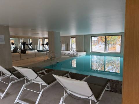 T1 Novo, totalmente mobilado no prestigiado edifício Antas Atrium, junto ao Estádio do Dragão