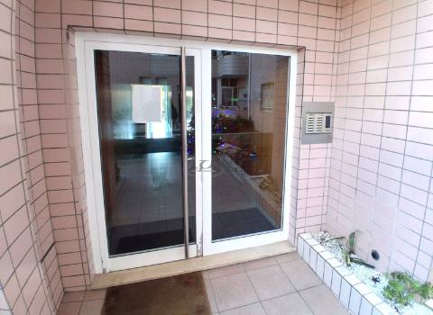 T2 em Rio Tinto (à estação da CP e estação do Metro da Campainha)