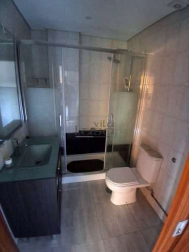 T2 em Rio Tinto (à estação da CP e estação do Metro da Campainha)