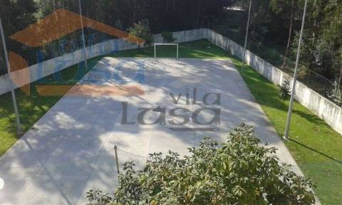 Moradia T3 + escritório (em condomínio fechado), em Frejufe/Maia.