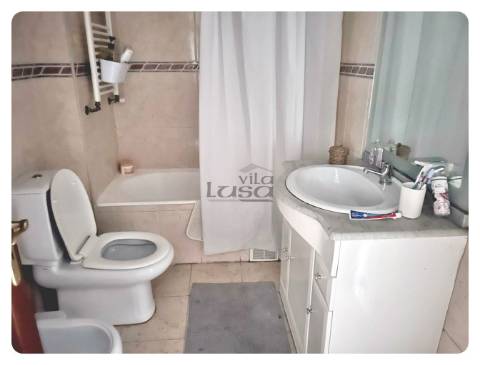 Apartamento T2 lugar de garagem varanda mobilado