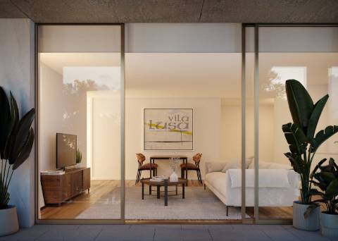 Apartamento T2 c/ terraço e jardim  em Arcozelo 