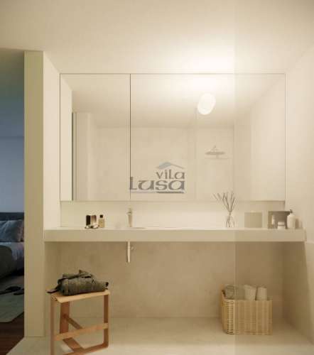 Apartamento T2 c/ terraço e jardim  em Arcozelo 