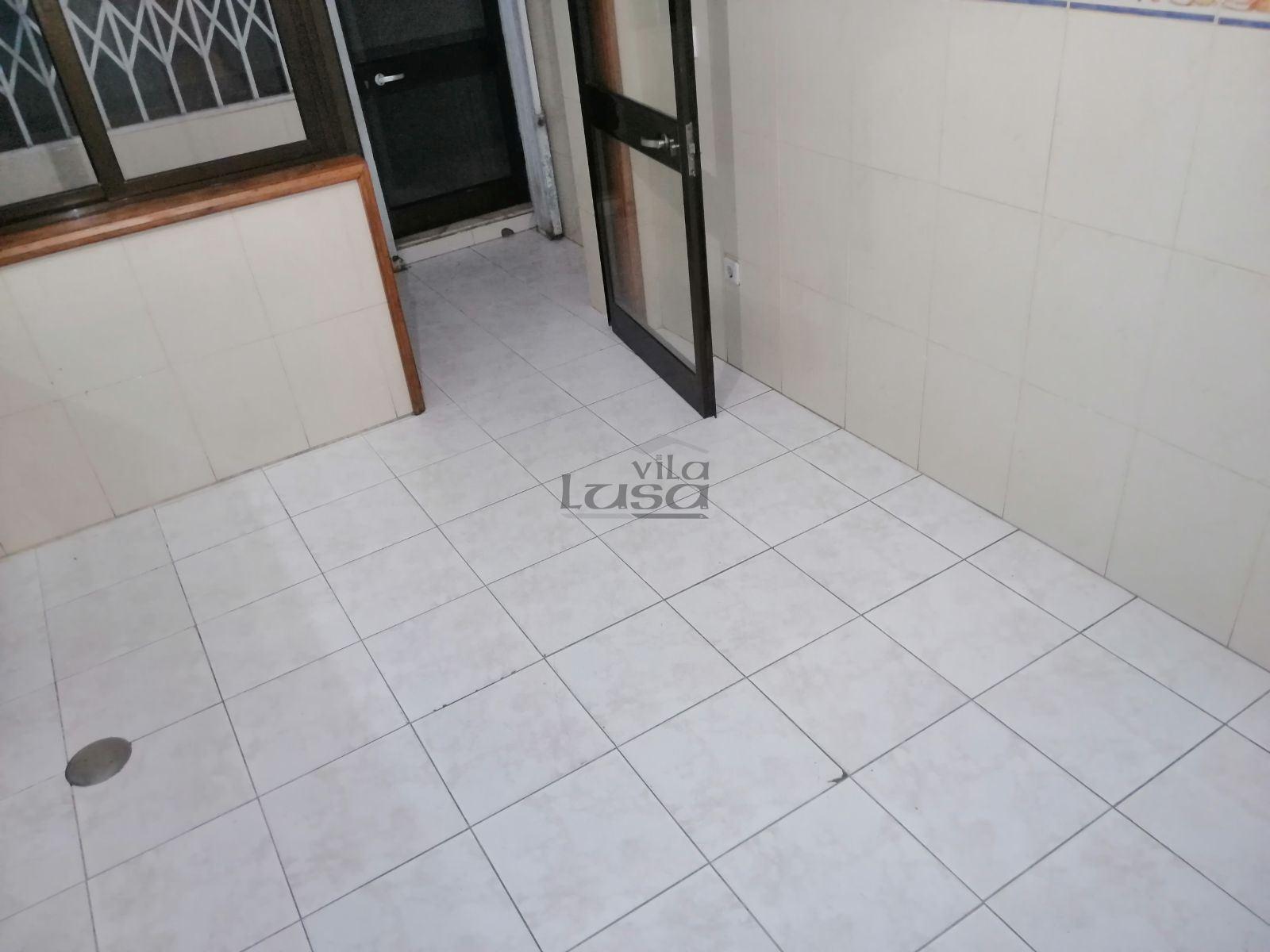 T2 com Terraço junto ao Metro da Campainha em Rio Tinto