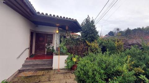 Moradia Independente com Vistas Panorâmicas  O Refúgio Perfeito em Amarante