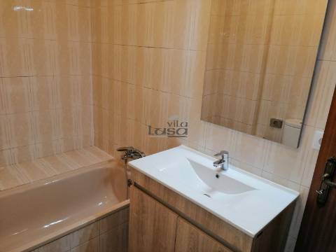 T2 com Terraço junto ao Metro da Campainha em Rio Tinto