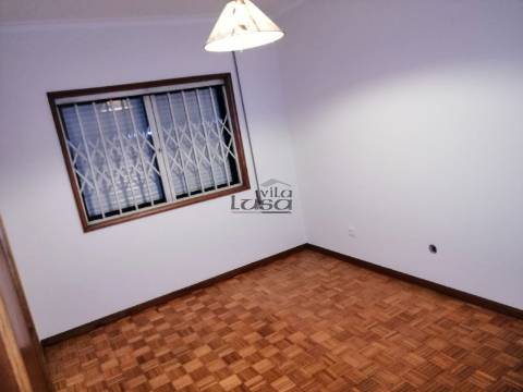 T2 com Terraço junto ao Metro da Campainha em Rio Tinto