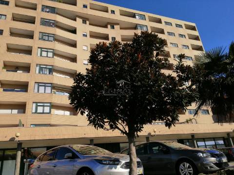 T1 com varanda em Valongo