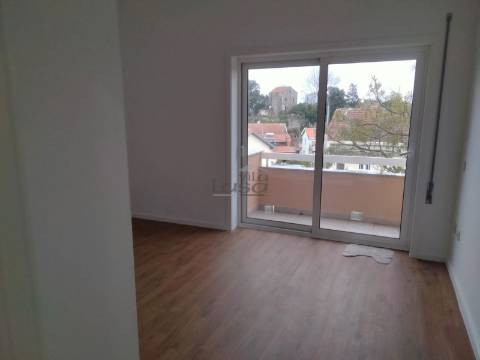 Apartamento T3 em Aguas Santas junto à Picua