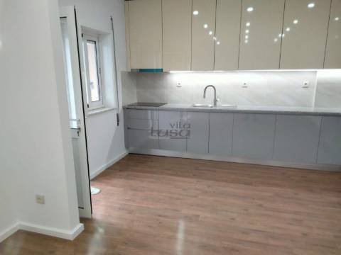 Apartamento T3 em Aguas Santas junto à Picua