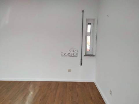 Apartamento T3 em Aguas Santas junto à Picua