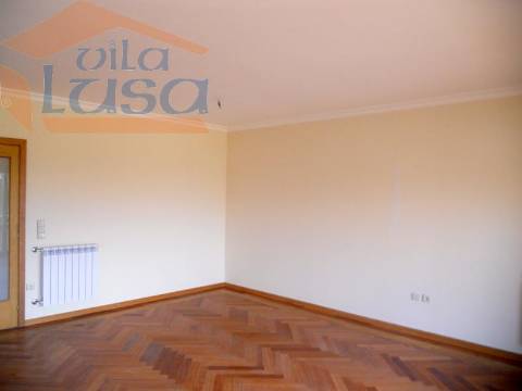 Moradia 3 Frentes Rotunda de Santo Ovídio