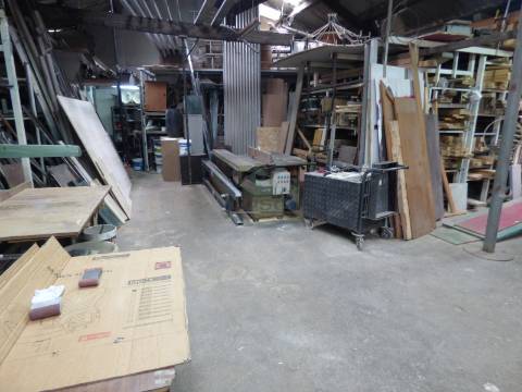 Armazém para venda no Candal  Santa Marinha, Vila Nova de Gaia