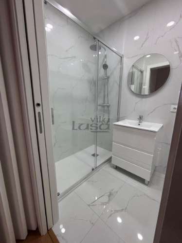 Apartamento T2 remodelado em plena cidade do Porto