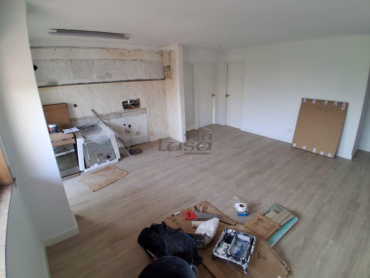 Apartamento T2 remodelado em Rio Tinto -Santegãos