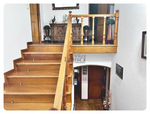 Moradia T6 Valbom Gondomar próximo ao Freixo