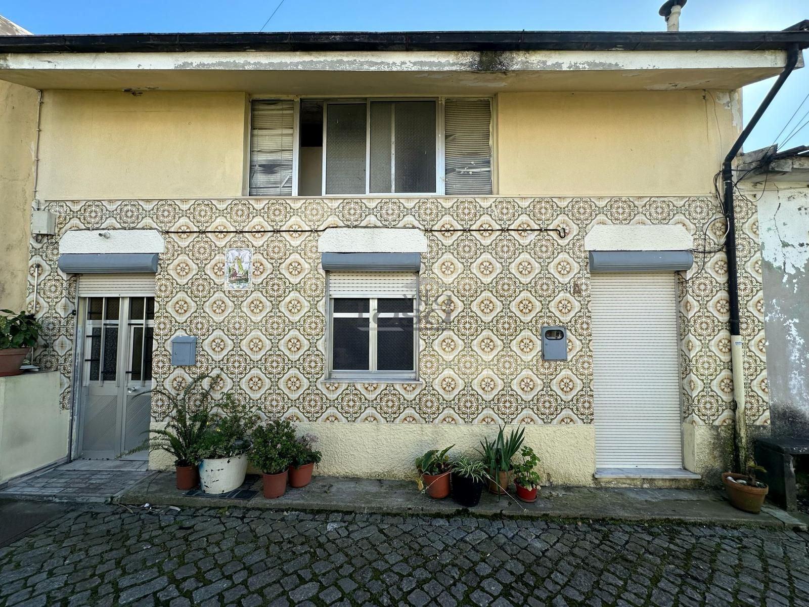 Casa T4 em Oliveira do Douro V.N de Gaia.