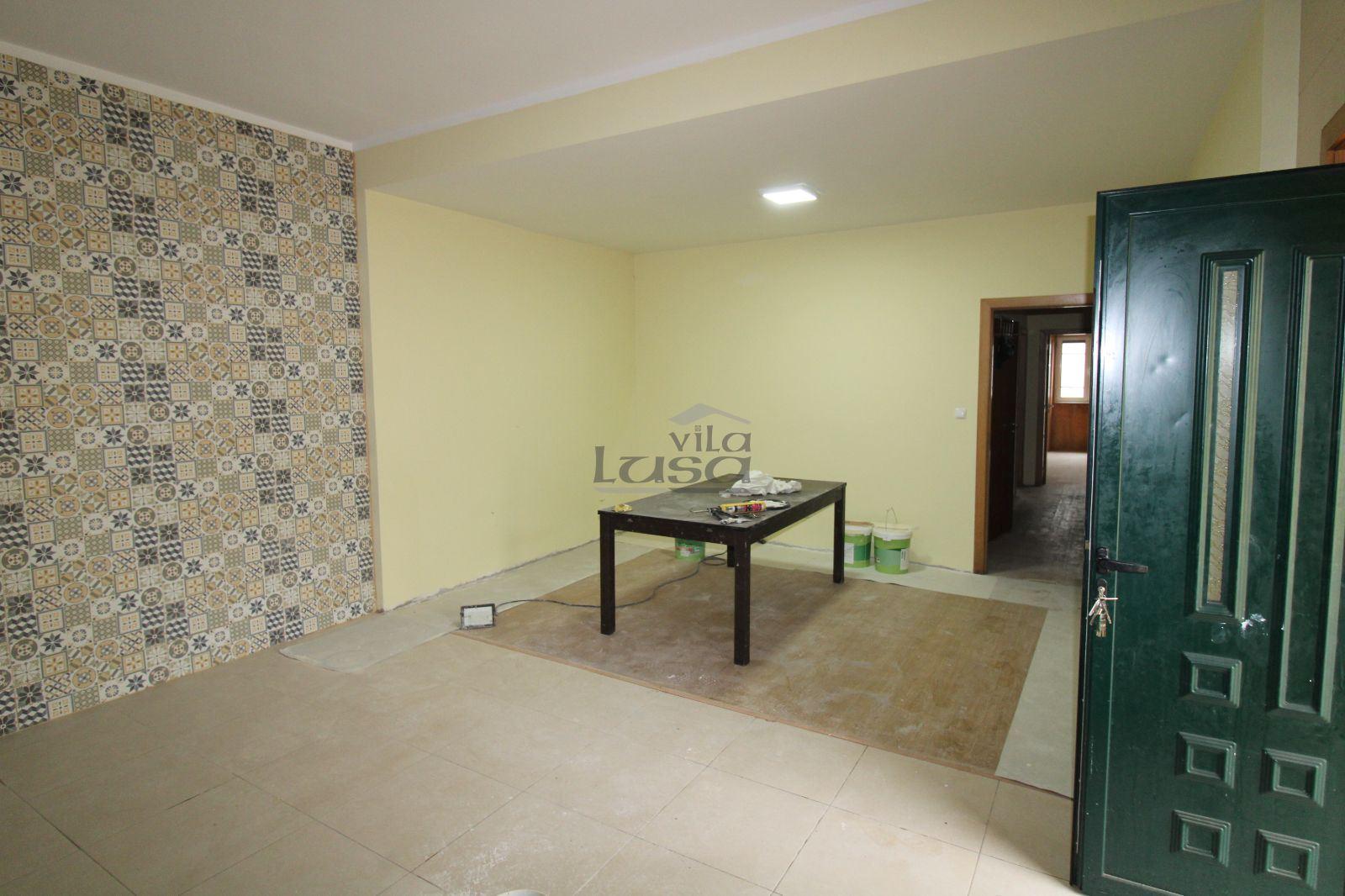  Andar  Moradia T3 com terraço  na Zona Histórica de Vila Nova de Gaia 