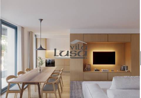 T2+1 Novo Paranhos, Porto.