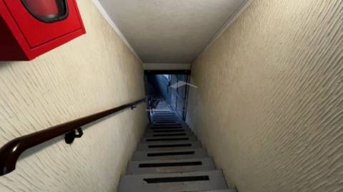 Edifício armazém e escritórios em Avintes V.N. de Gaia.