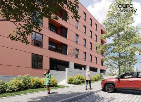 T1 Rio Tinto com varanda e lugar de garagem