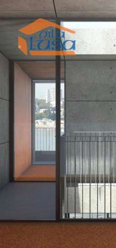 T0 no ultimo piso com Terraço 45.07m2,  lugar de garagem e arrumos no Centro de Gaia.