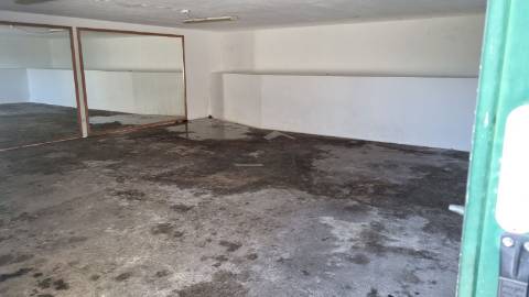 Andar de Moradia T2 com quintal e Garagem Individual para 6 carros em Penafiel