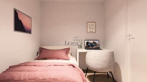 Armação de Pera T0+1 Novo com varanda e garagem 