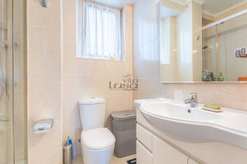 Apartamento T3 c/ vistas deslumbrantes de rio e mar