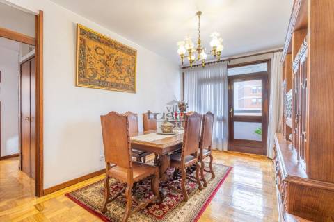 Apartamento T3 c/ vistas deslumbrantes de rio e mar