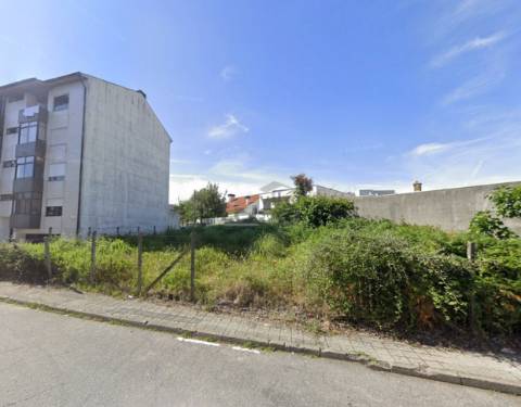 Terreno para construção Prédio na Santa Rita, Ermesinde.
