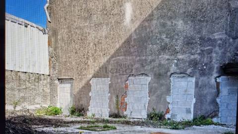 ARMAZEM DEVOLUTO (afetação para Indústria; comércio e habitação)