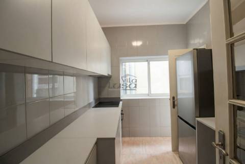 Apartamento T3 | Metro João de Deus / El Corte Inglés | Vila Nova de Gaia