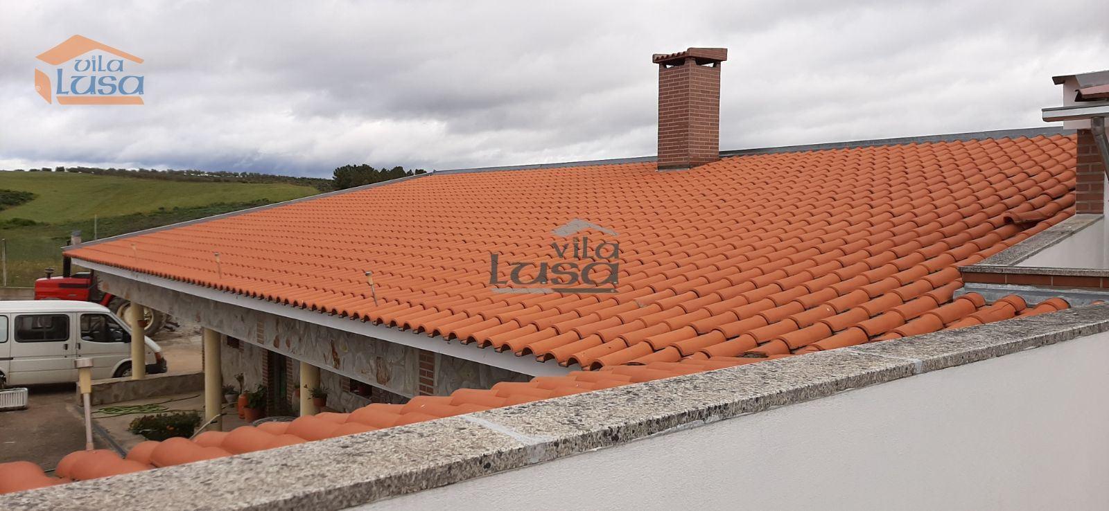 Quinta Mirandela com 12 hectares próxima do Rio Tua