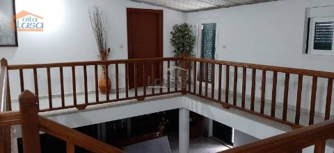 Quinta Mirandela com 12 hectares próxima do Rio Tua