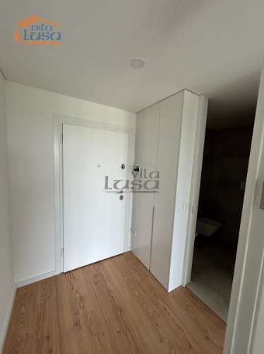 T1 (novo) com varanda e Lugar de Garagem 