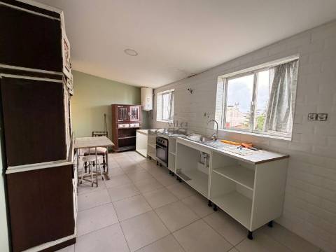 Andar Moradia T4, Coimbrões Vila Nova de Gaia.