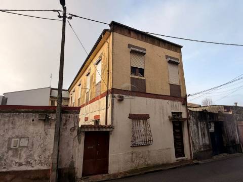 Andar Moradia T4, Coimbrões Vila Nova de Gaia.